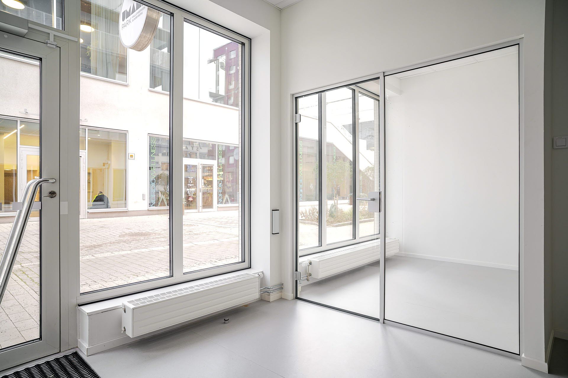 Fräsch lokal med bra läge i Umami Park - Odlingsgatan 4 E bild 1