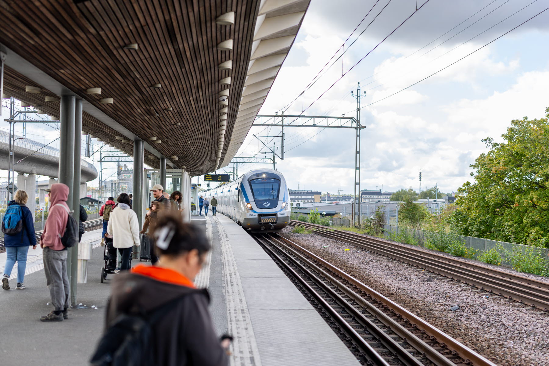 Årstaberg pendelstation, perrong